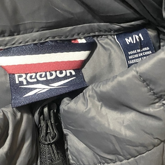 REEBOK MENS QUILTED, INSULATED WINTER PUFFER VEST SLEEVELESS GREY SIZE MEDIUM - Picture 4 of 11